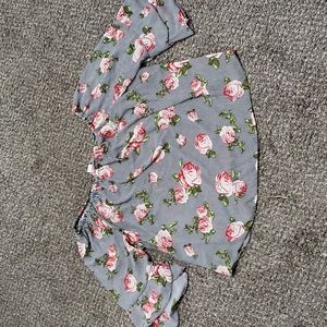 Off the shoulder / wide neck blouse